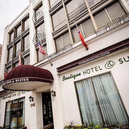 Peterborough Inn & Suites Hotel Exterior foto
